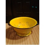 VINTAGE Yellow & Black Enamel Colander - Huta SIlesia Poland - 20 cm Diameter