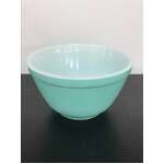 VINTAGE Pyrex Turquoise Mixing Bowl - Small - 401