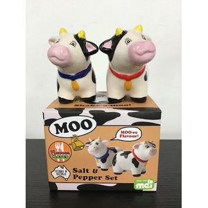 Cow Salt and Pepper Shakers