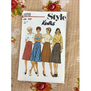 VINTAGE Style 1818 Sewing Pattern - Miss Size 20 - Skirt