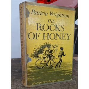 VINTAGE 1960 'The Rocks of Honey' by Patricia Wrightson - Australian - Ex Library