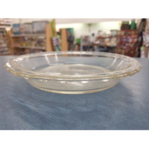 Vintage Crown Pyrex  - Pie Dish  - Clear