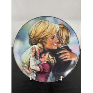 Franklin Mint - Princess Diana Plate - Mother, Above All