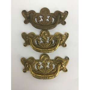 VINTAGE Brass Cupboard Pulls x 3 - Ornate Style 