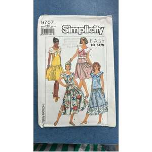 Simplicity 9707 Sewing Pattern - Misses' / Miss Petite Dress - Size 6-14