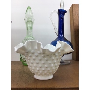 Fenton Milk Glass Vase or Bowl - Hobnail w Ruffled Rim - 16 cm Diameter